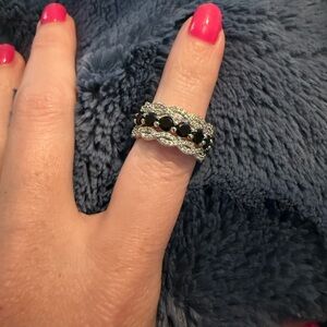 Elegant Silver and Black Onyx Women's Ring size 6